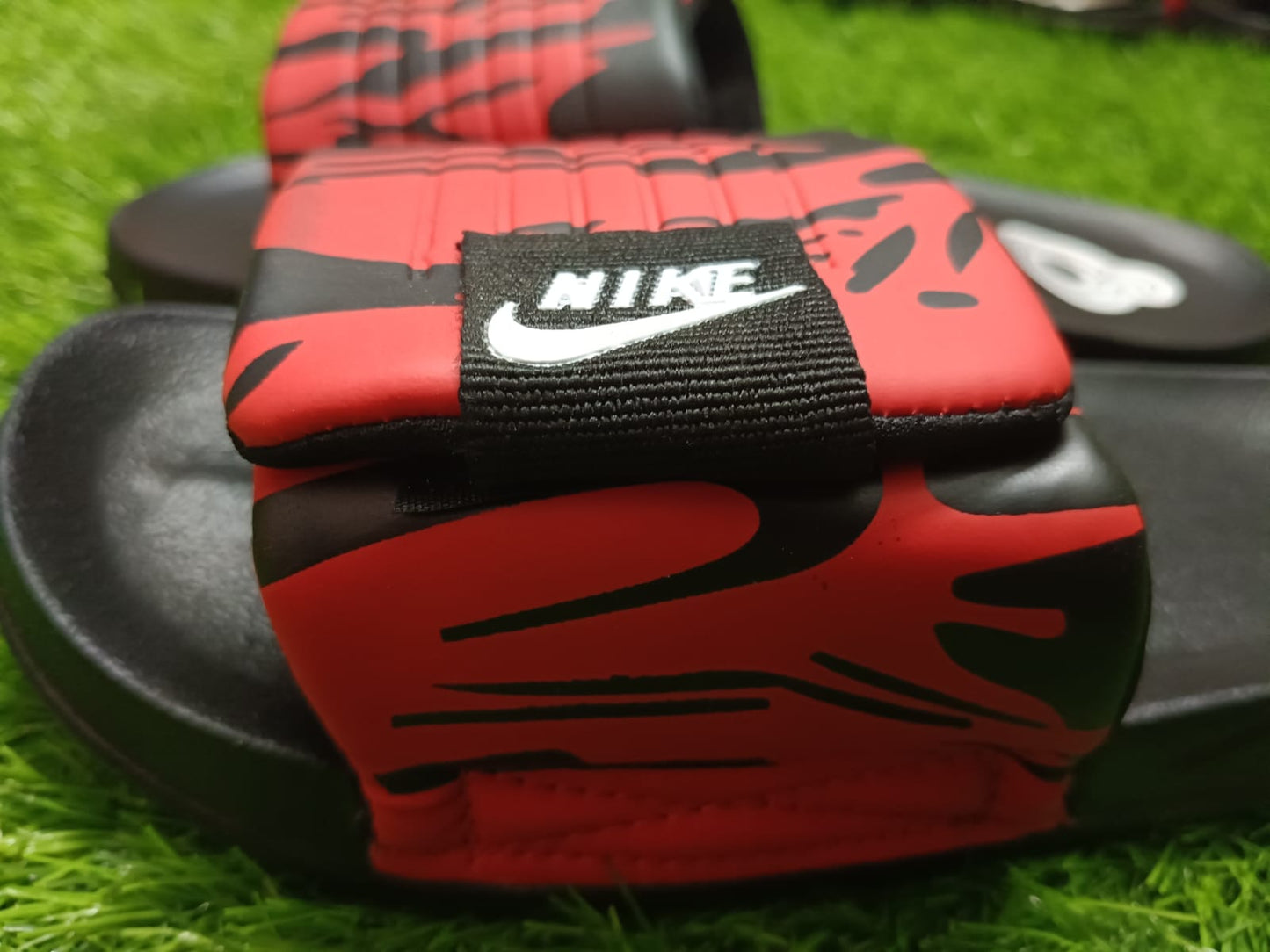 Nike Sliders Red and Black