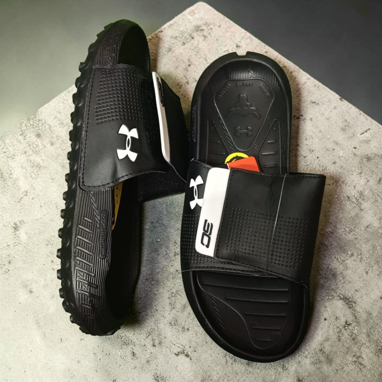 UA PREMIUM SLIDES
