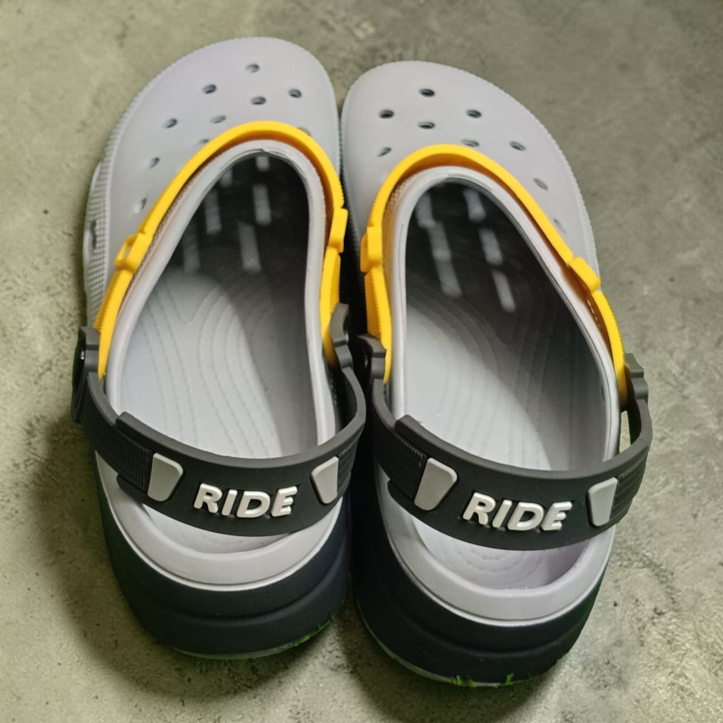 HIKR-CLOGS-Grey & White