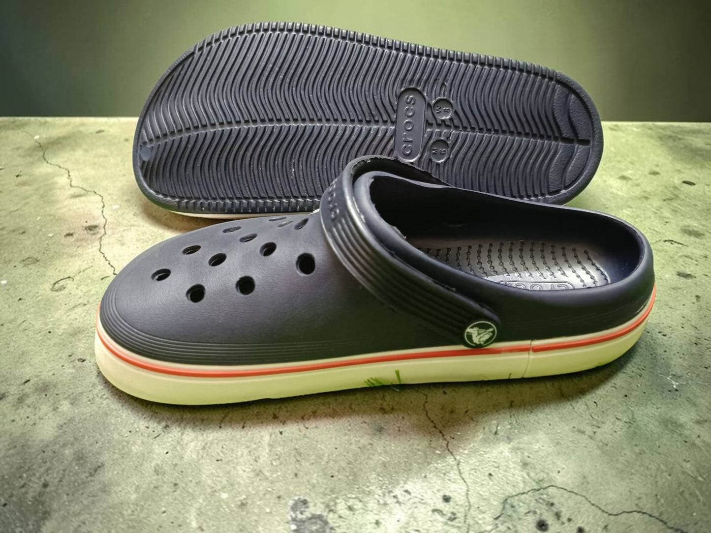 BYA-BND-CLOGS-GRY-RED