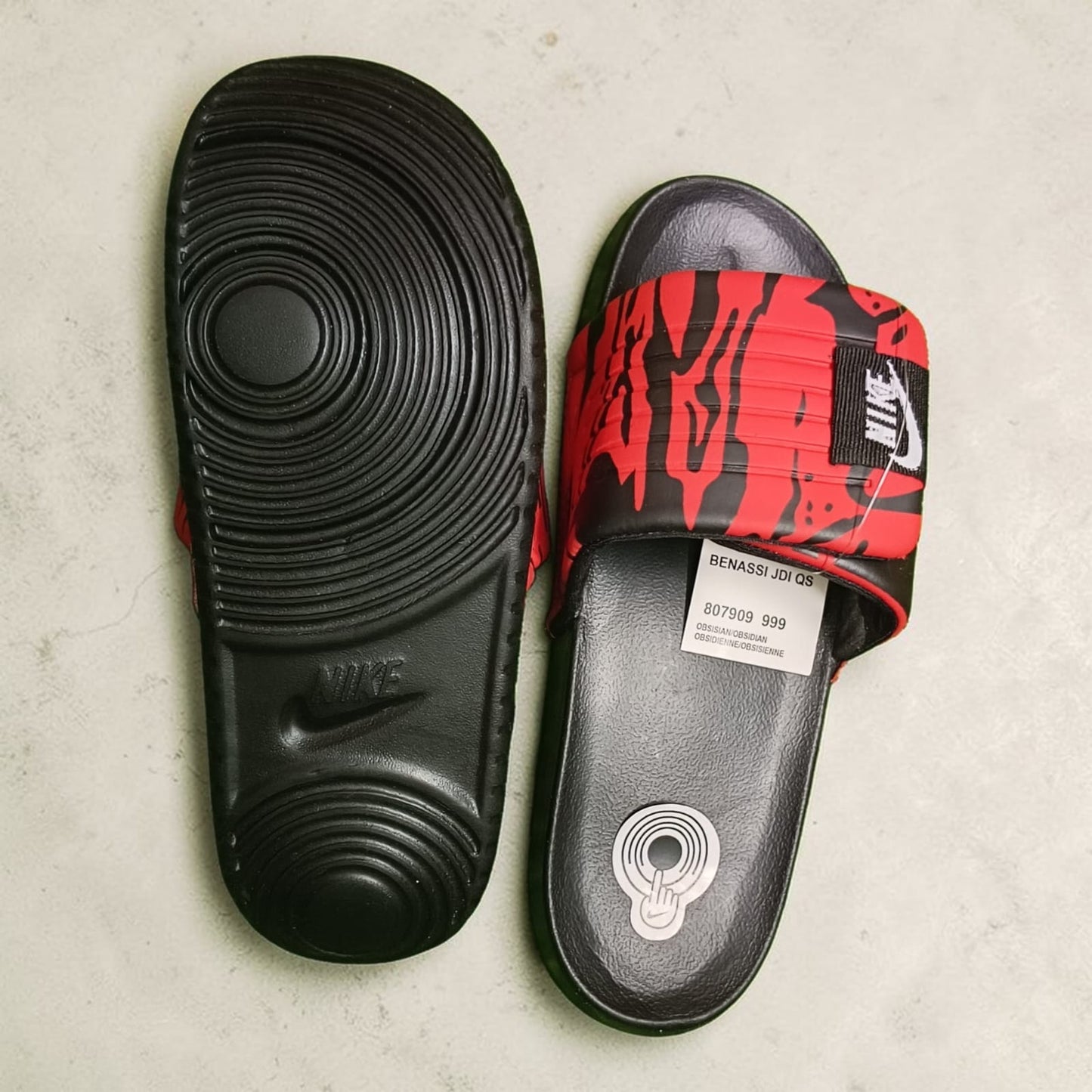 Nike Sliders Red and Black